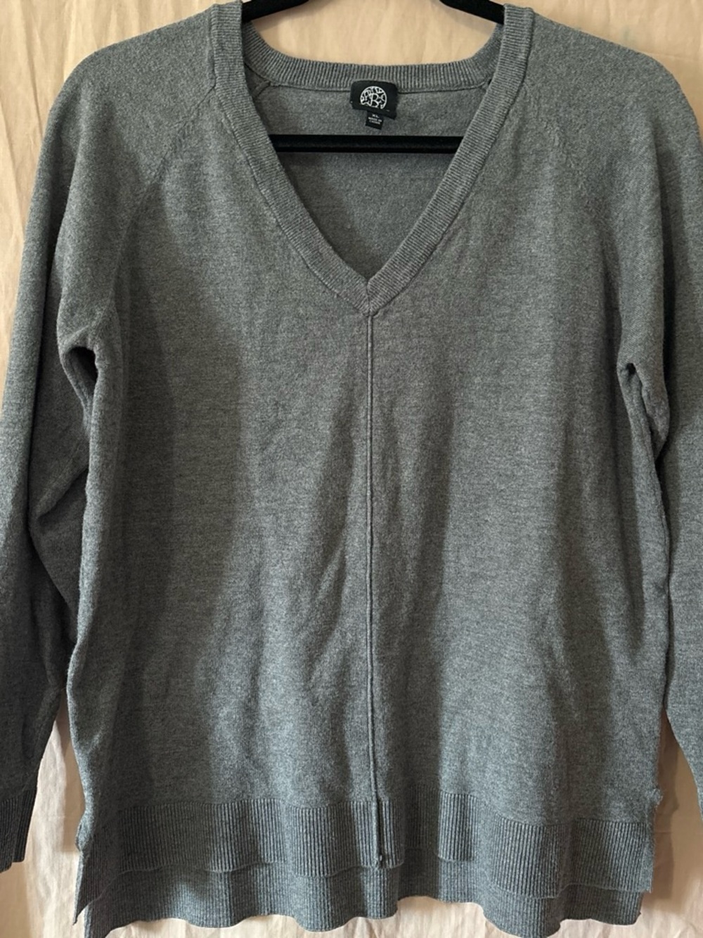 bobeau Gray V-Neck Sweater - Soft Knit Pullover